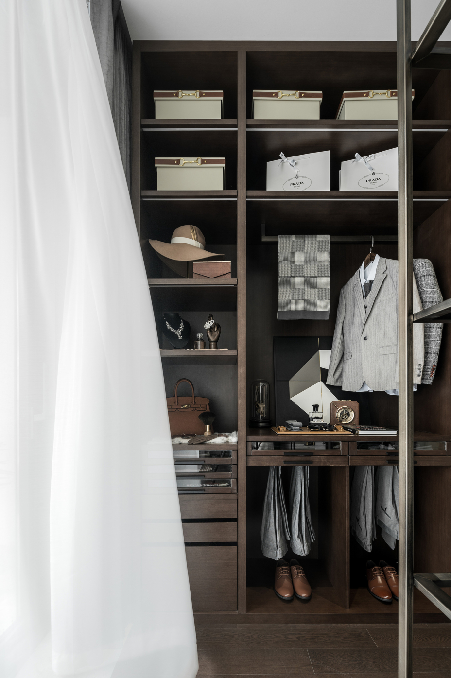 新中式风格室内家装案例效果图-衣柜 新中式风格室内家装案例效果图-衣柜