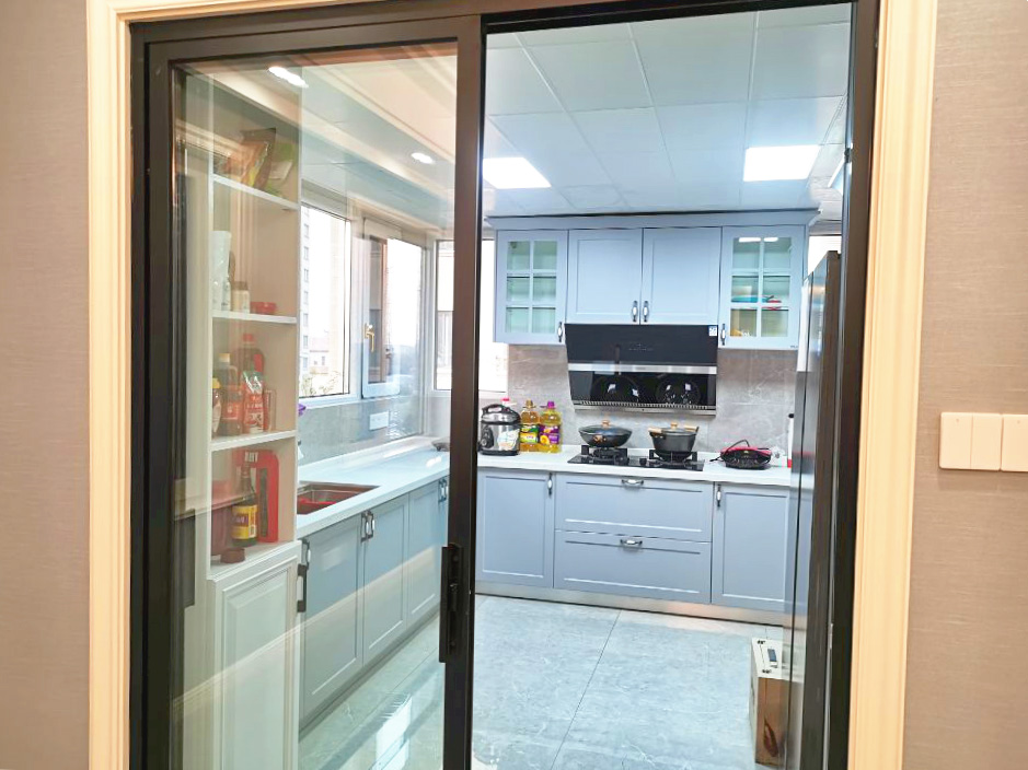 复式大宅室内装修设计-厨房实景图 复式大宅室内装修设计-厨房实景图