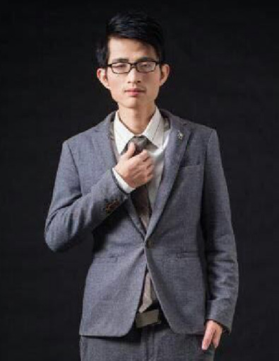 李建国